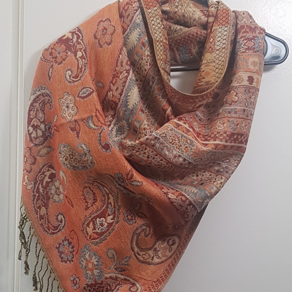 Orange and Silver Paisley Pashmina Scarf - Picture 6 of 7